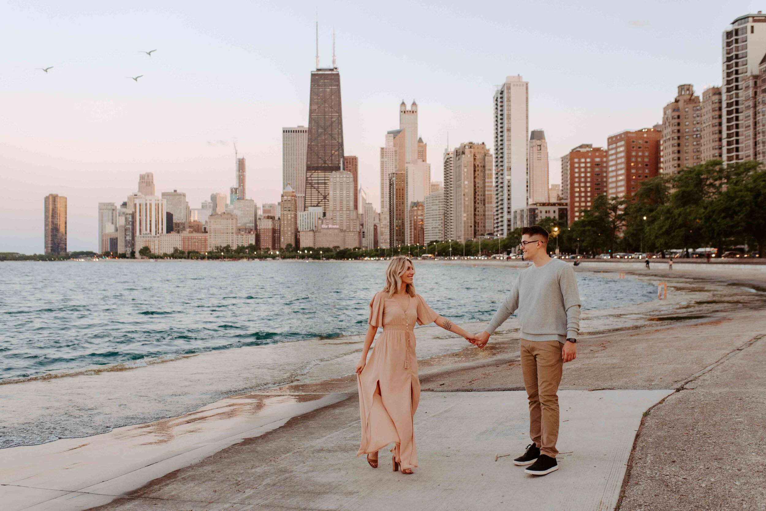 Chicago Skyline Engagement Photos-102.jpg