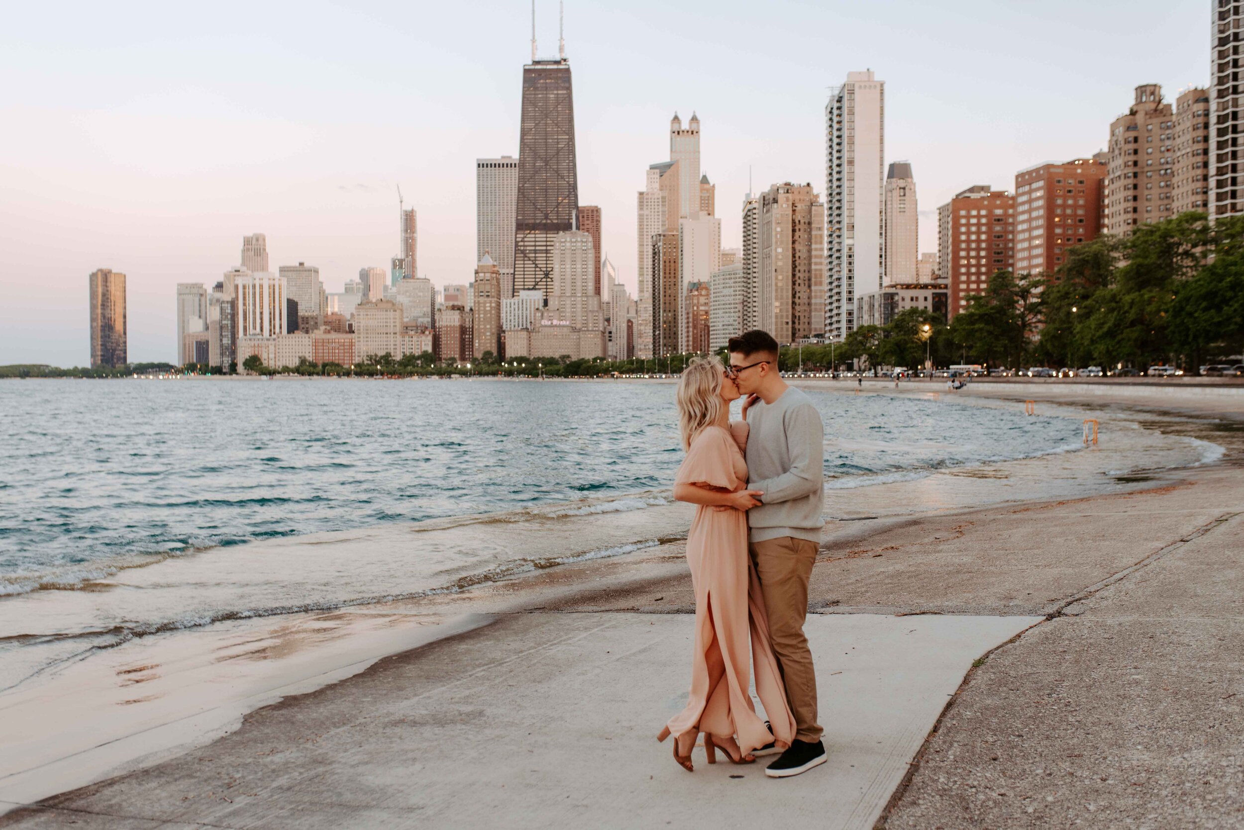 Chicago Skyline Engagement Photos-108.jpg