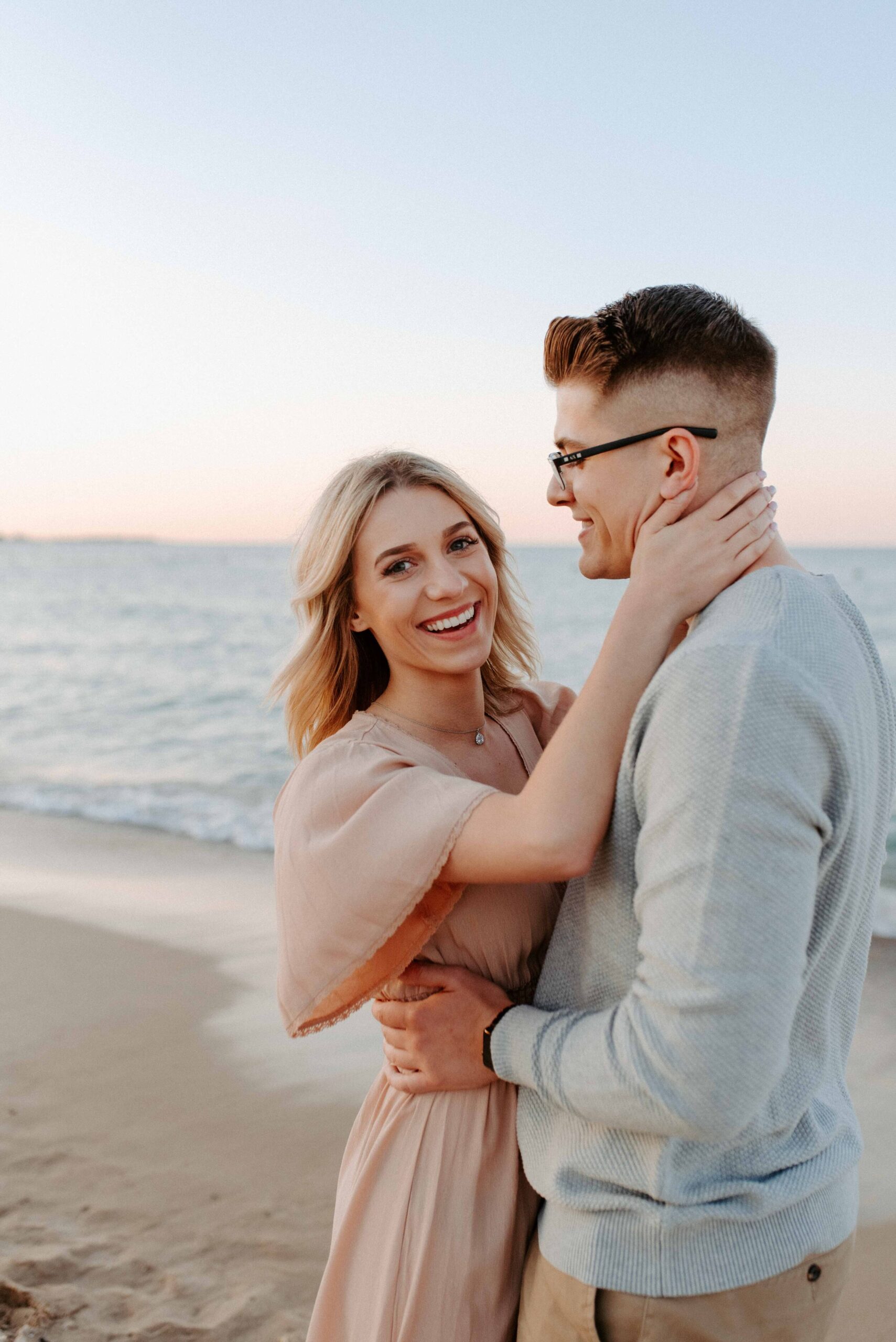 Chicago Skyline Engagement Photos-76.jpg