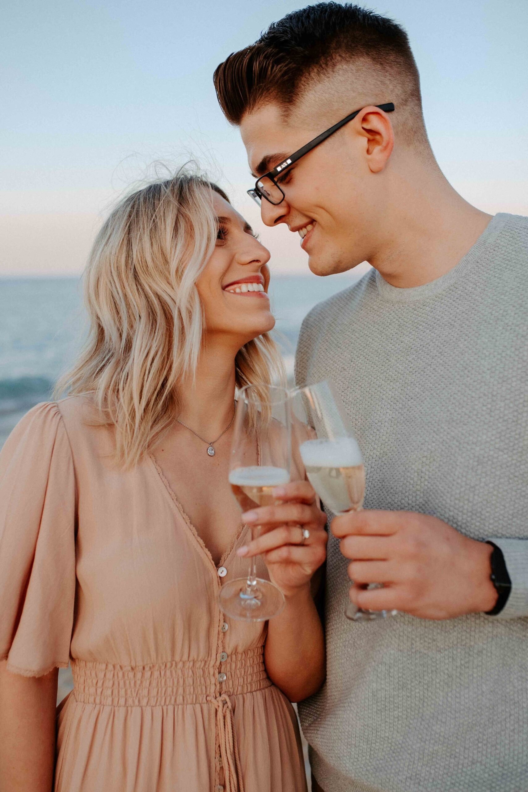 Chicago Skyline Engagement Photos-95.jpg