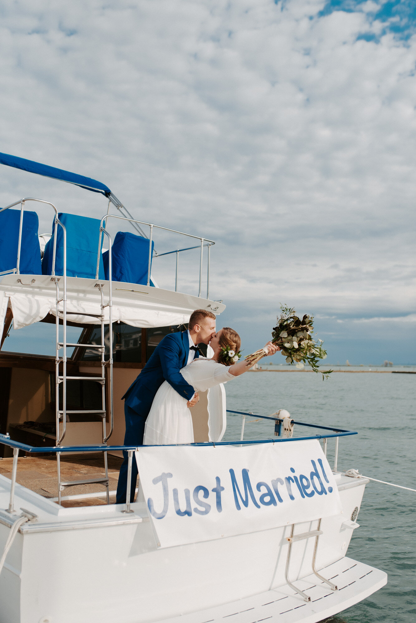 Chicago Wedding Photographer - Lake Michigan Wedding Photos-113.jpg