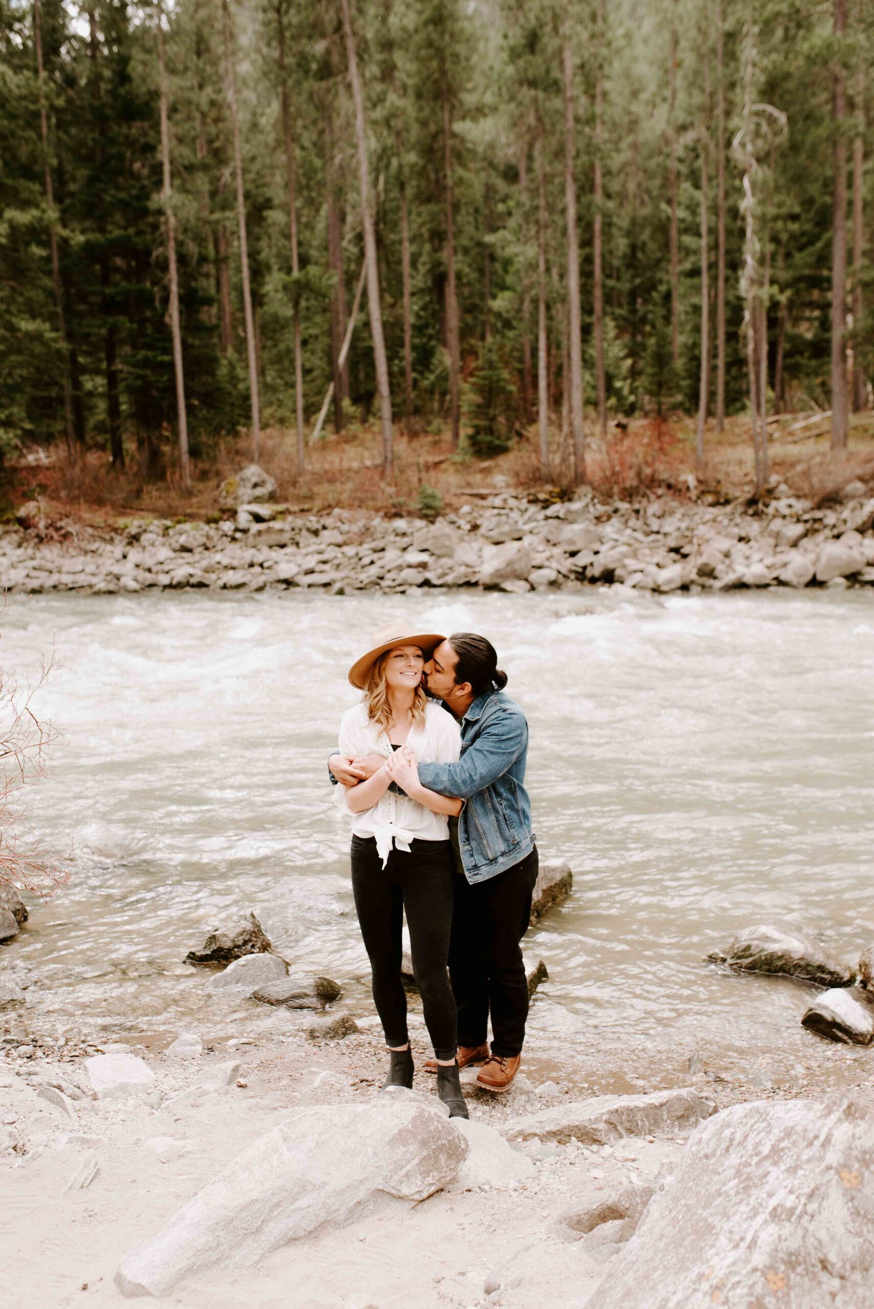 Bozeman Montana Engagement Photos-1.jpg